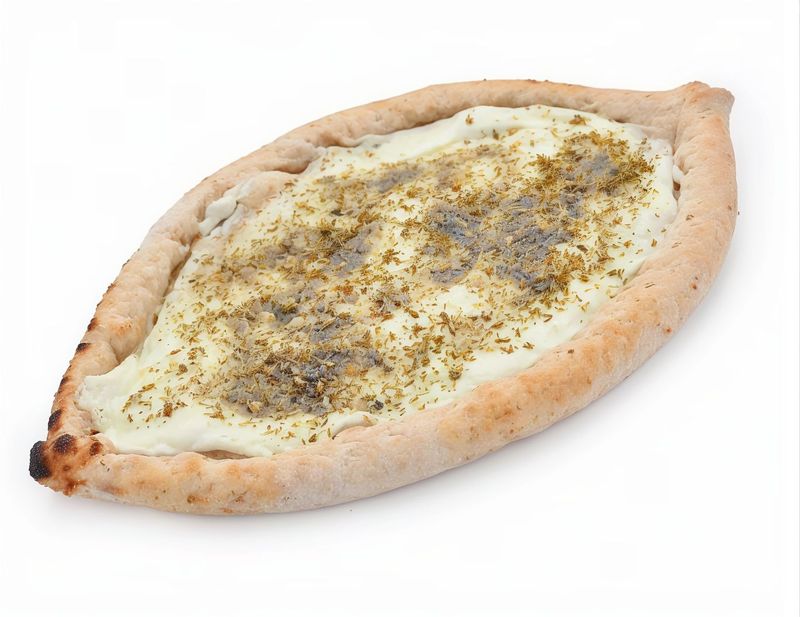 فطيرة لبنة بالزعتر