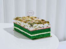 Pistachio Cheese Cake Pieces