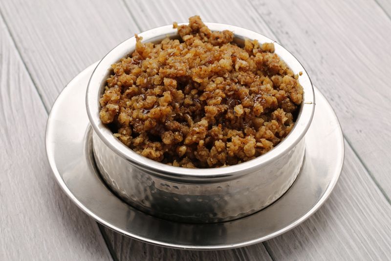 فتة بالتمر وحنيني