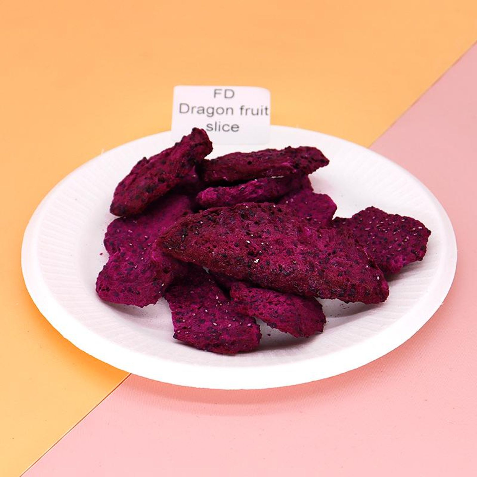 Dragon Fruit Slices   Freezed Dried - 250 Gram