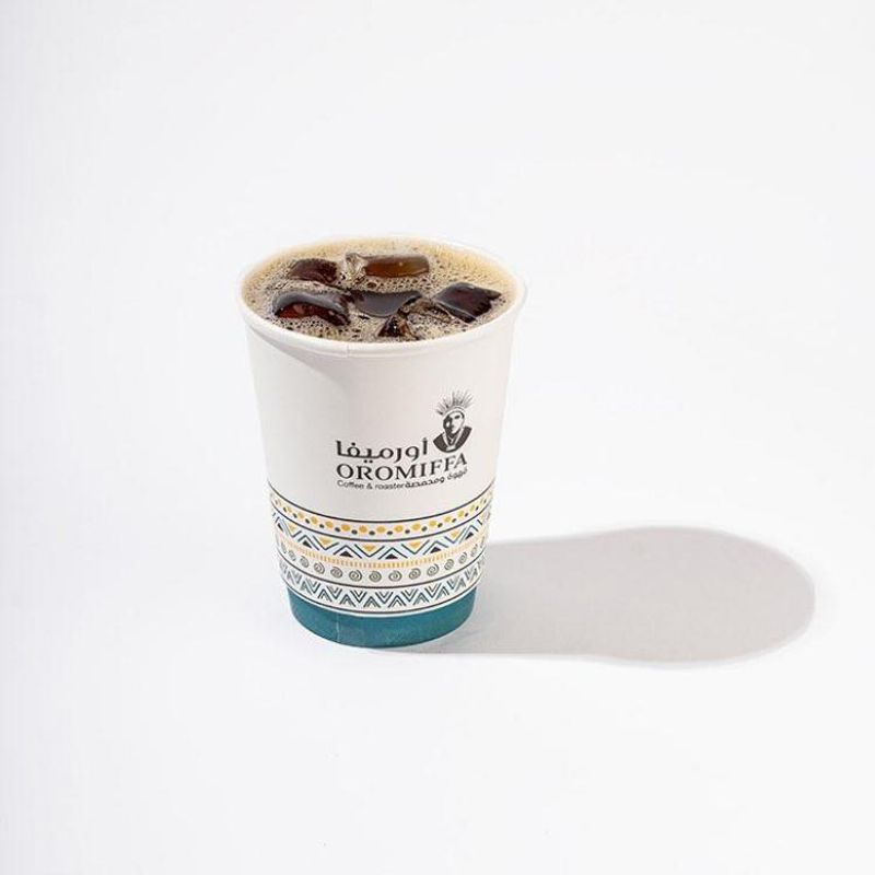 قهوة اليوم بارد كبير