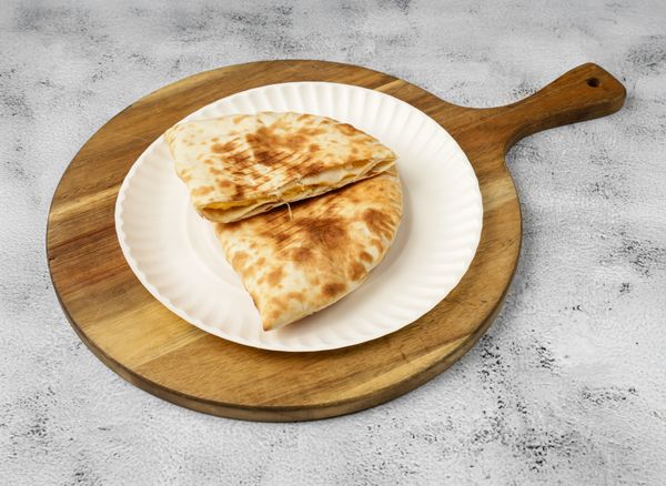 فطائر جبن شيدر