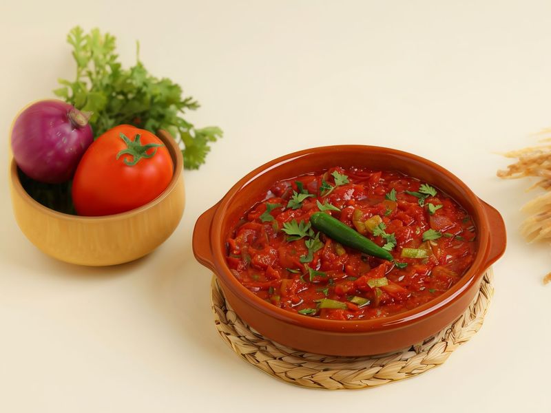 قلاية طماطم بالخضار