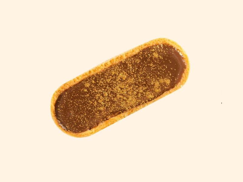 تارت التمر بالشوكولاتة