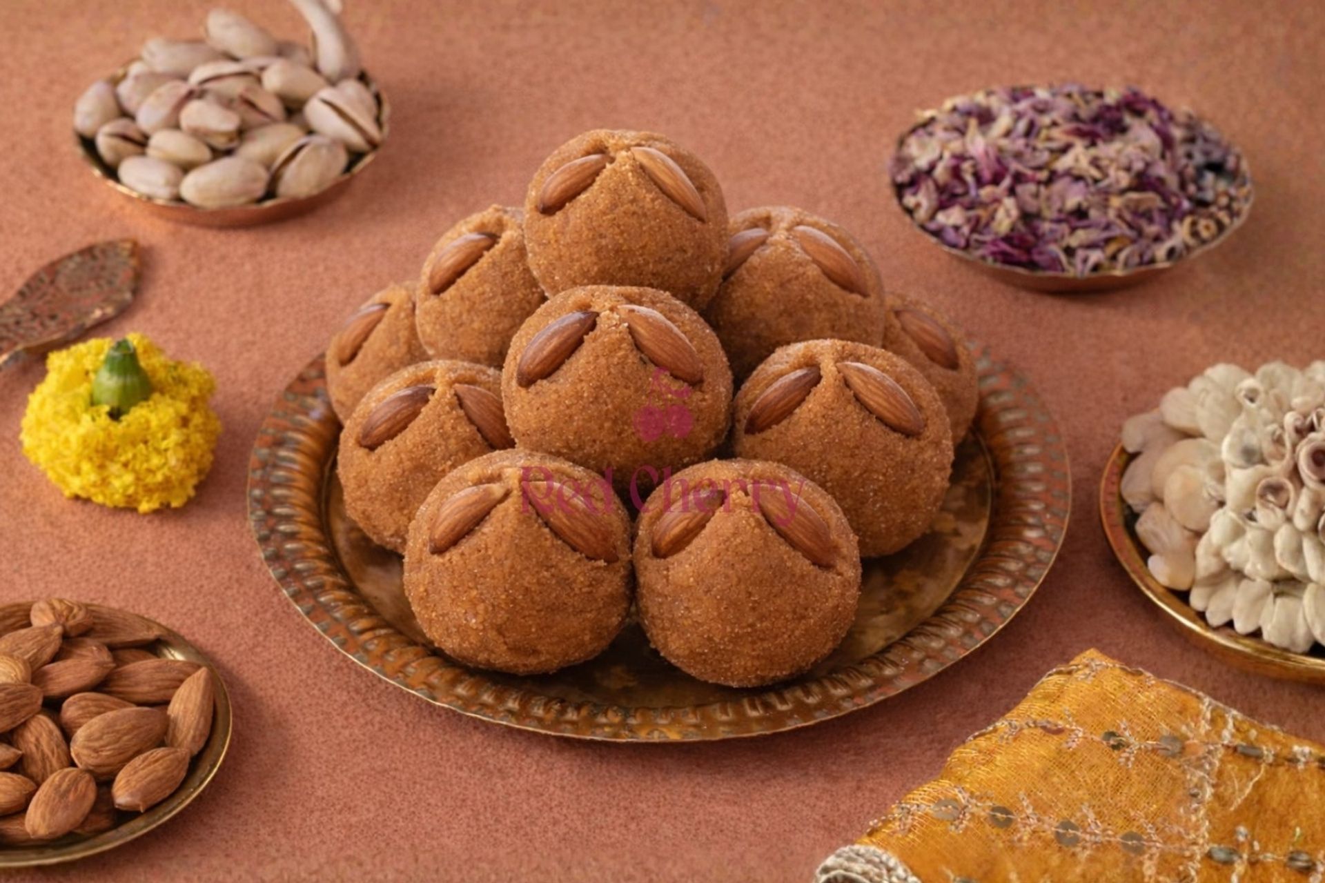 Desi Ghee Ladoo - 250 Gm