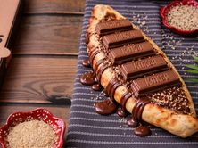 Kit Kat Pie Large