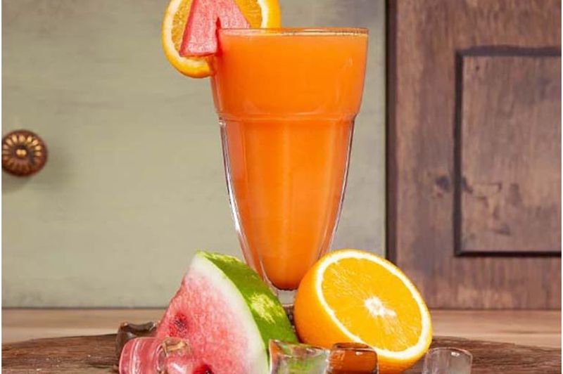 عصير موسمي  - جالون