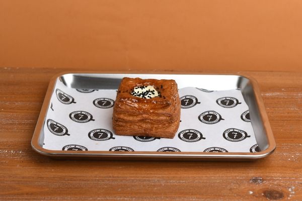 دانيش الجبنة والعسل