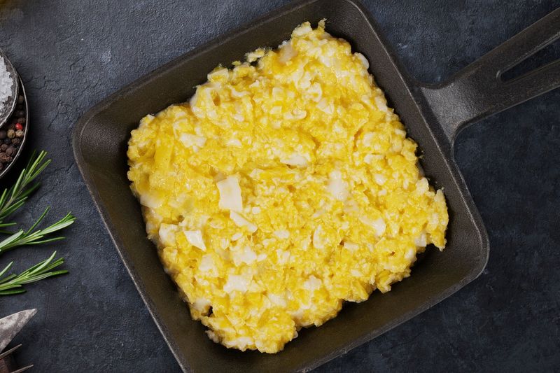 بيض مقلي بالجبن