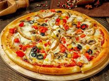 Small Chicken Pizza