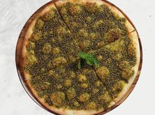 Medium Zaatar Pizza