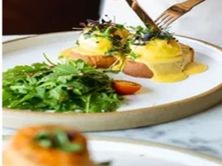 Eggs Benedict