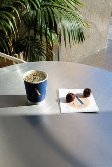 Hot V60 + 2 Pieces Of Chocolate Truffle