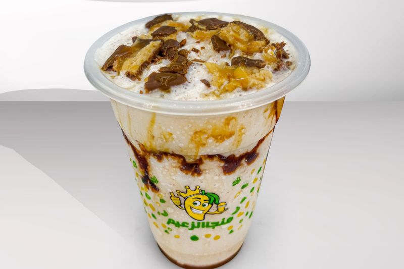 ميلك شيك سنيكرز - لتر ونص