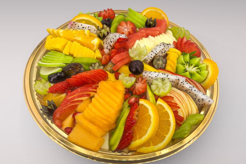 سلطة فواكه على كيفك - صحن عائلي