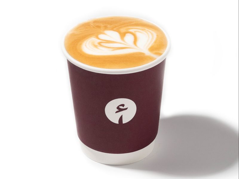 لاتيه إسباني وسط