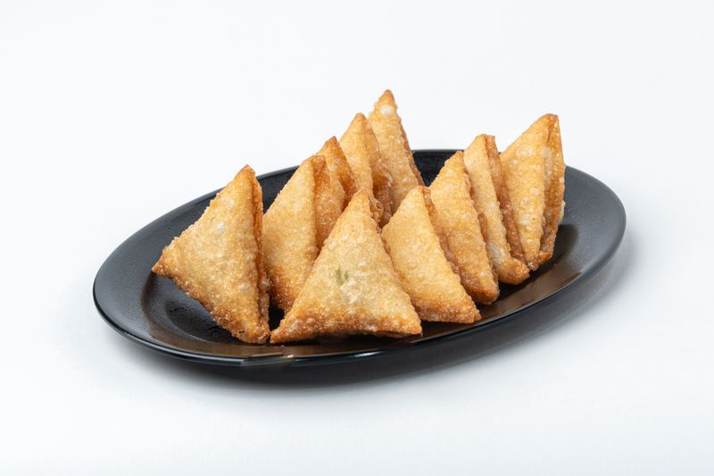 سنبوسة دجاج - 1/2 كجم